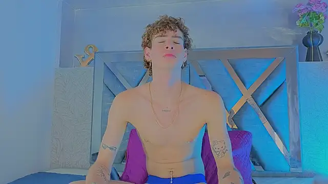 nova_salvatore webcam
