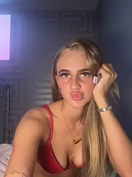 Exotic-Elsie webcam