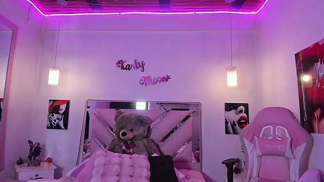 Karly_moon webcam