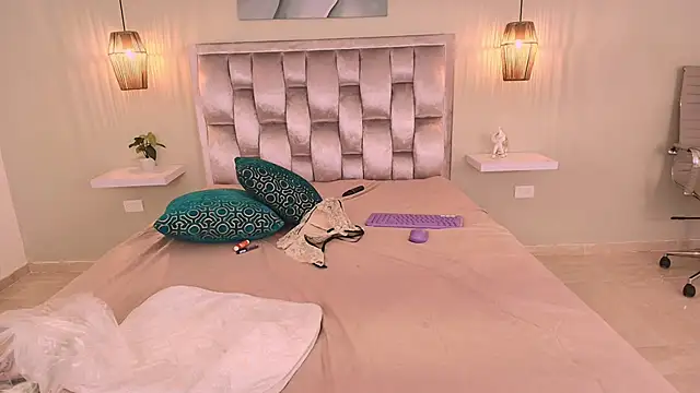 Harmony_Malkova webcam
