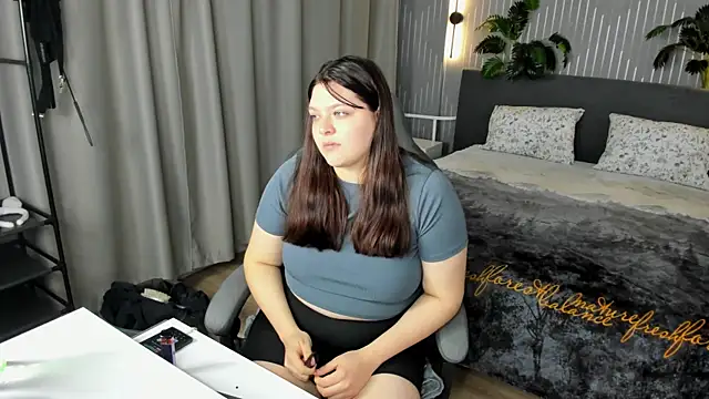 Evelyne_Loo webcam