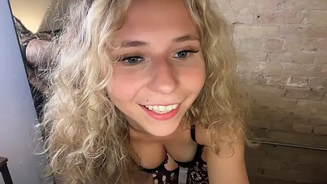 anyaa777 webcam