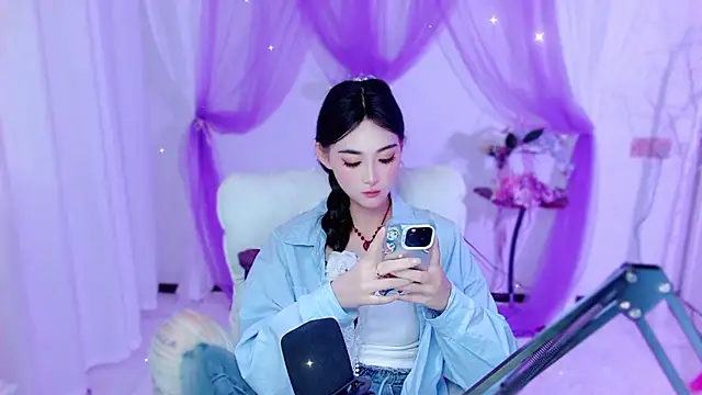 Tili_Lucky webcam