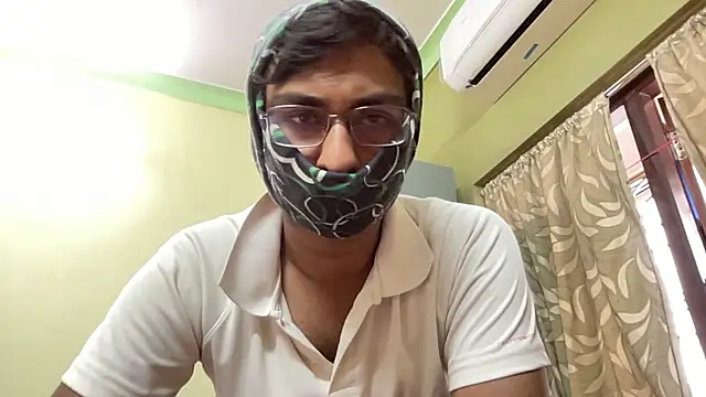 Slave_Aryan webcam