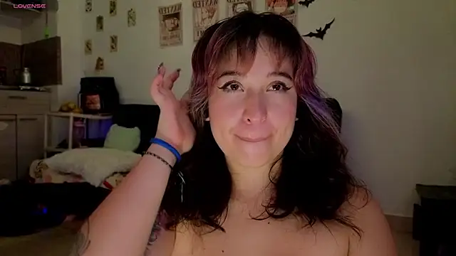 Celeste_Bauman webcam