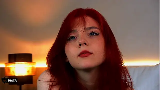 Nora__Ray webcam