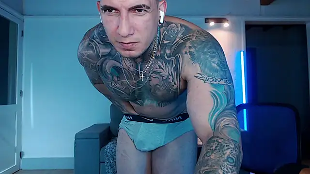 Shane_Clay webcam