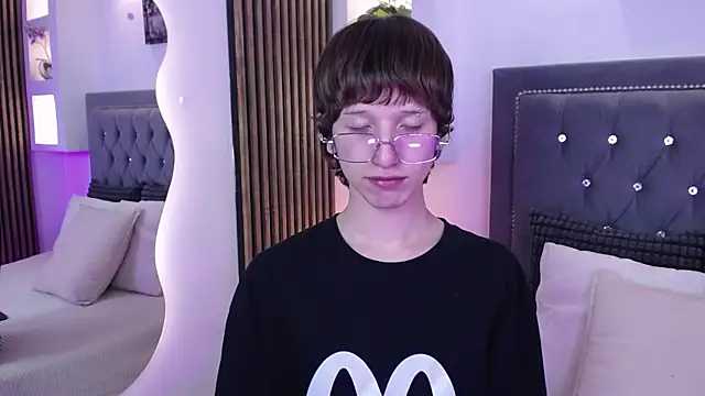 Emo_Boy_ webcam