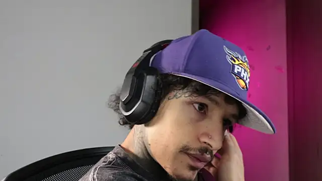 trieone webcam
