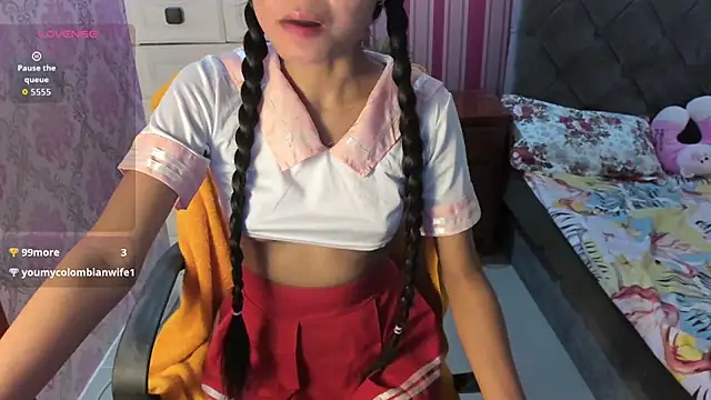 Mica_Jones webcam