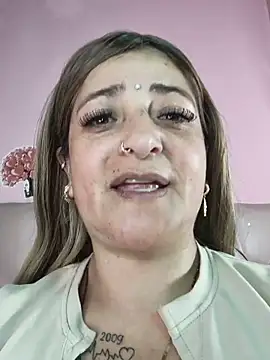 AlexadraJones3453 webcam