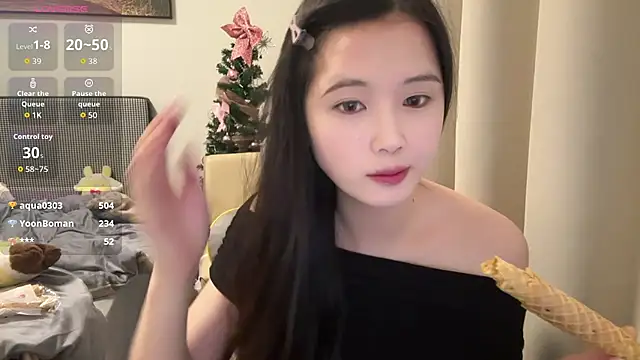 yaoyao-999 webcam