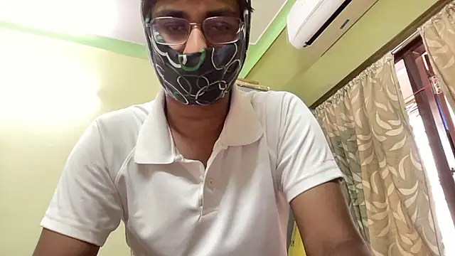 Slave_Aryan webcam