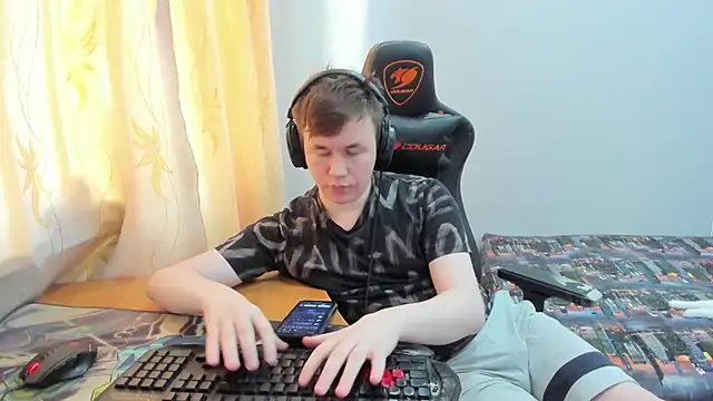 iliaskrislove webcam