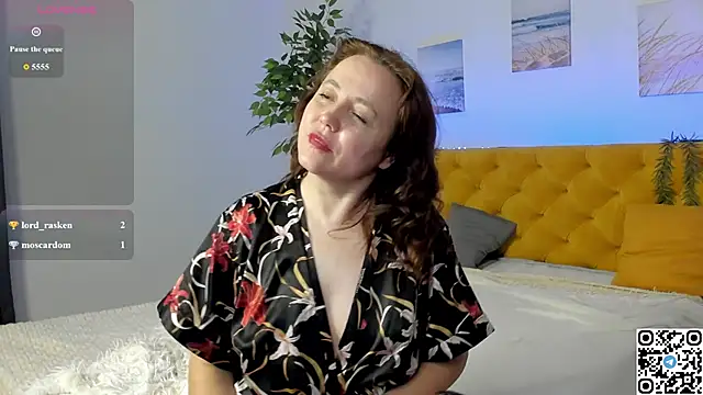 Kira_Adler webcam