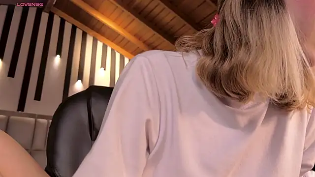 EveBensonX webcam