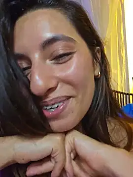 Meganthomson live sex cam