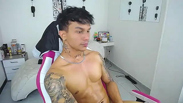 Leonard_Price webcam