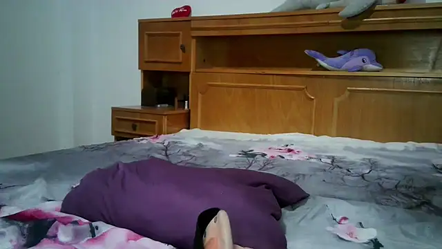 nicholle webcam