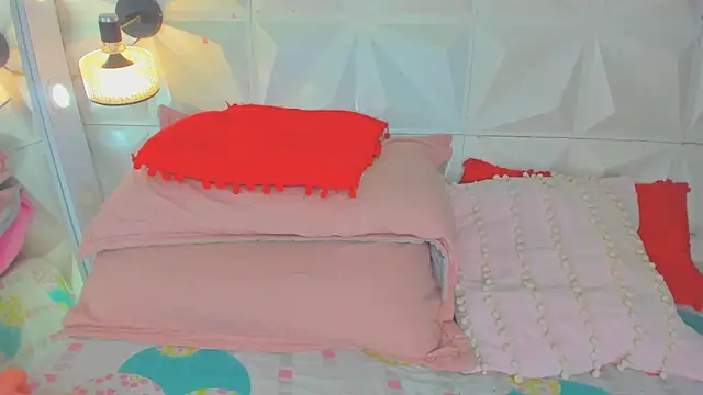 cute_latinaxxx webcam