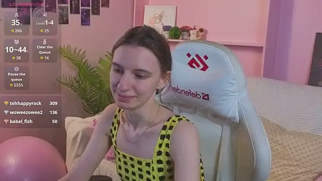 kaleriyaa_ webcam