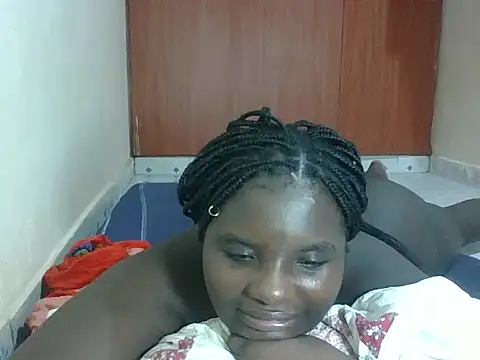 hotebbbyy webcam