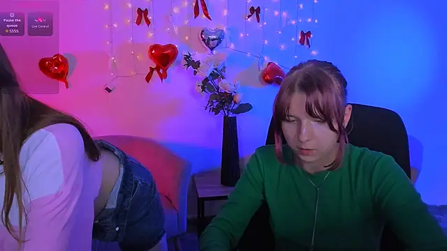 gloria_bubble webcam