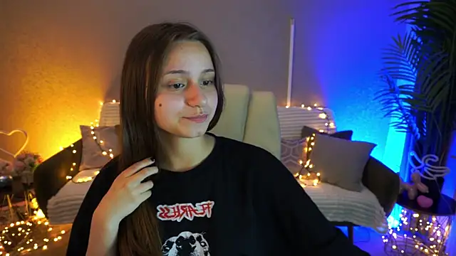 TinyNatalie webcam