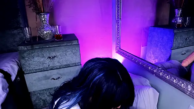 NaomySakura webcam