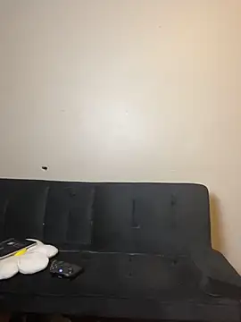 YourLittleBoyfriend webcam