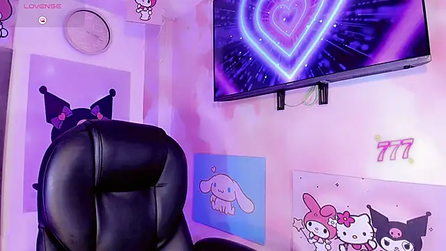 EmmaSweet23 webcam