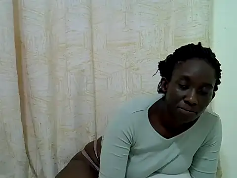 ebony_dessy webcam