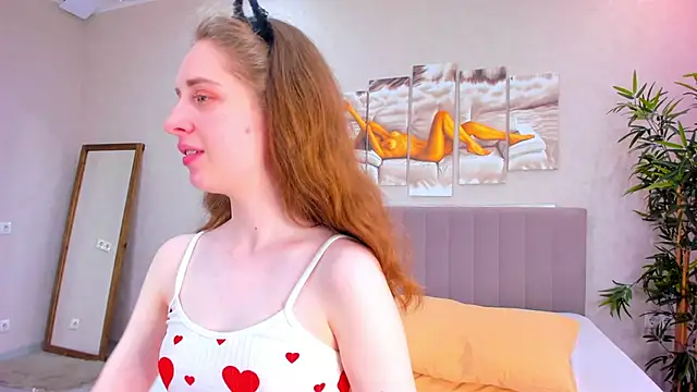 Camilla_Kelly webcam