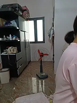linda_bae00 webcam