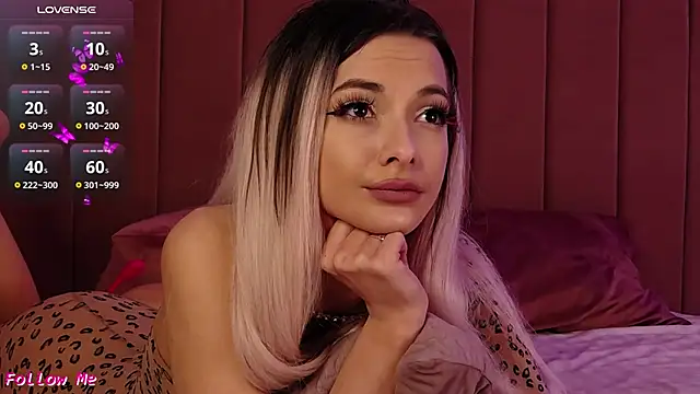 PinkySparks webcam