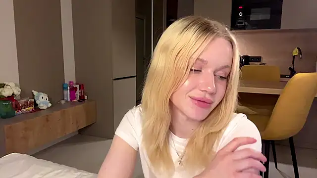 moonavelle webcam