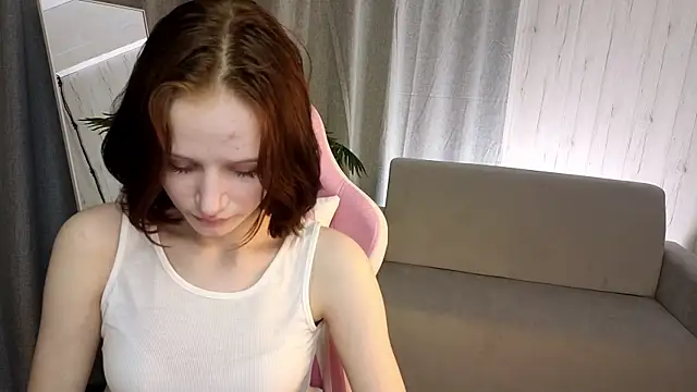 AliceJohansone webcam