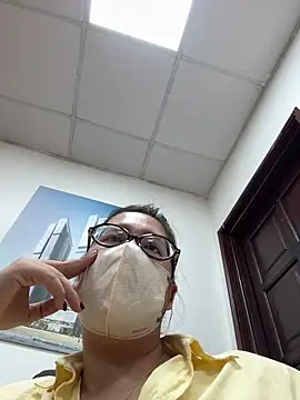 Mie_9999 webcam
