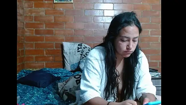miayemilia webcam