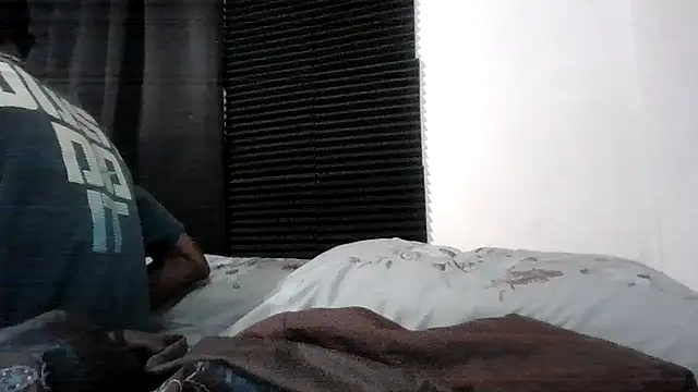 AcademicHuman67 webcam
