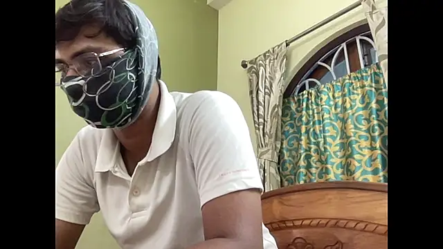Slave_Aryan webcam