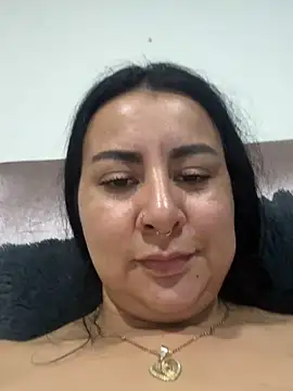 Abril_Luv webcam