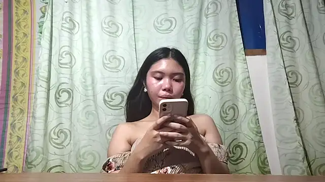 RegenaKhanponaphan webcam