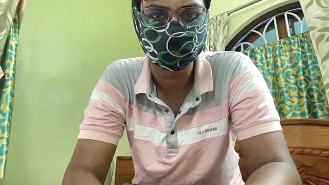 Slave_Aryan webcam