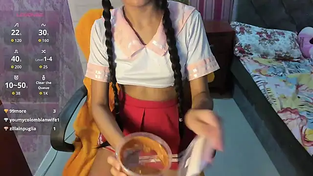 Mica_Jones webcam