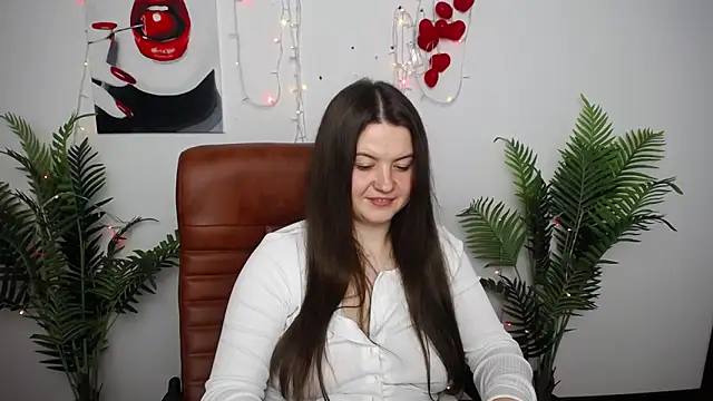 MavkaCute webcam