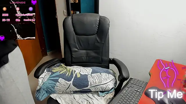 peanut_tangerine webcam