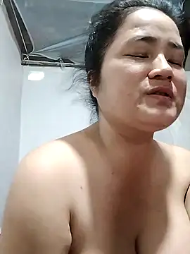 BigAss-69 webcam