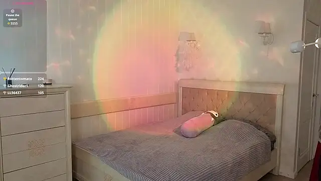 MilaVey webcam