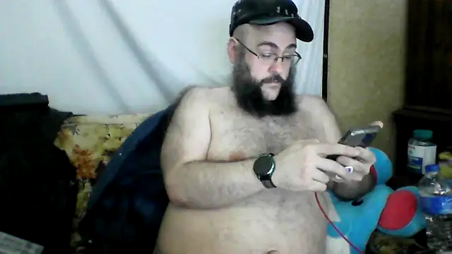 BriTheTopBear webcam